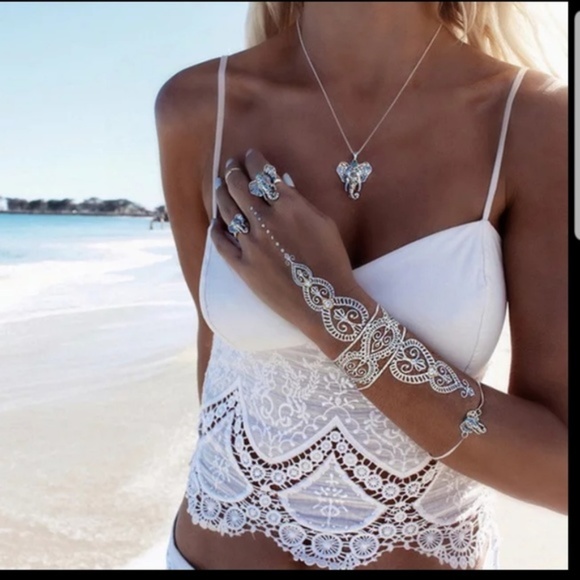 Jewelry - Boho Elephant Silver Necklace A10